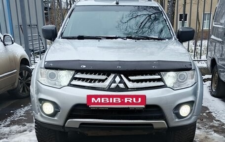 Mitsubishi Pajero Sport II рестайлинг, 2014 год, 1 425 000 рублей, 2 фотография