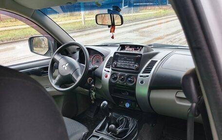 Mitsubishi Pajero Sport II рестайлинг, 2014 год, 1 425 000 рублей, 5 фотография