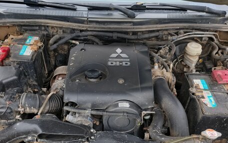 Mitsubishi Pajero Sport II рестайлинг, 2014 год, 1 425 000 рублей, 12 фотография