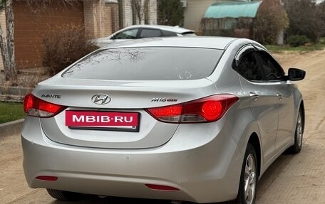 Hyundai Avante, 2011 год, 750 000 рублей, 5 фотография
