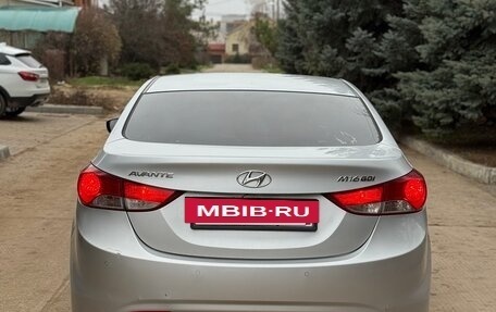 Hyundai Avante, 2011 год, 750 000 рублей, 4 фотография