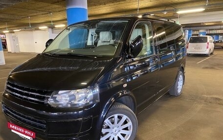 Volkswagen Caravelle T5, 2012 год, 2 400 000 рублей, 2 фотография