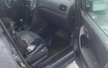 Volkswagen Polo VI (EU Market), 2011 год, 350 000 рублей, 10 фотография