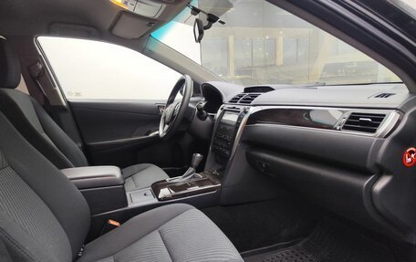 Toyota Camry, 2016 год, 2 099 000 рублей, 13 фотография