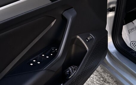 Volkswagen Jetta VII, 2019 год, 1 600 000 рублей, 11 фотография