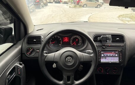 Volkswagen Polo VI (EU Market), 2011 год, 399 000 рублей, 7 фотография