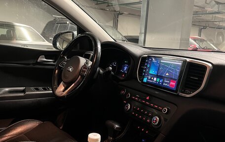 KIA Sportage IV рестайлинг, 2018 год, 2 400 000 рублей, 6 фотография