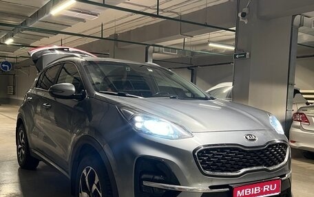 KIA Sportage IV рестайлинг, 2018 год, 2 400 000 рублей, 1 фотография