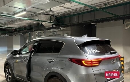 KIA Sportage IV рестайлинг, 2018 год, 2 400 000 рублей, 5 фотография