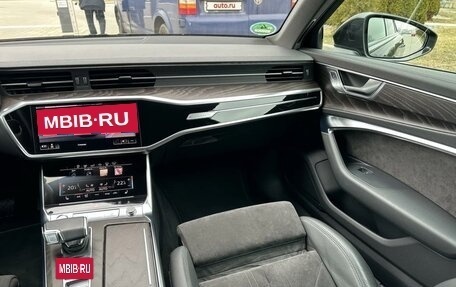 Audi A6, 2019 год, 3 800 000 рублей, 8 фотография