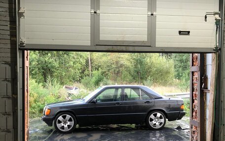 Mercedes-Benz 190 (W201), 1992 год, 300 000 рублей, 6 фотография