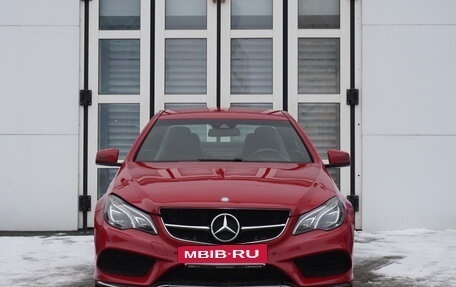 Mercedes-Benz E-Класс, 2014 год, 1 850 000 рублей, 3 фотография