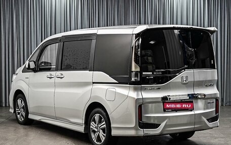 Honda Stepwgn IV, 2018 год, 2 650 000 рублей, 2 фотография