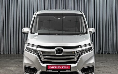 Honda Stepwgn IV, 2018 год, 2 650 000 рублей, 3 фотография