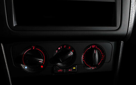 Volkswagen Polo VI (EU Market), 2018 год, 925 000 рублей, 13 фотография