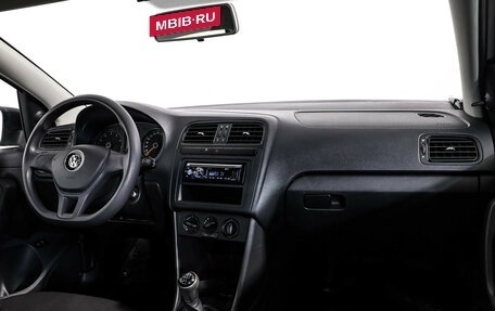 Volkswagen Polo VI (EU Market), 2018 год, 925 000 рублей, 9 фотография