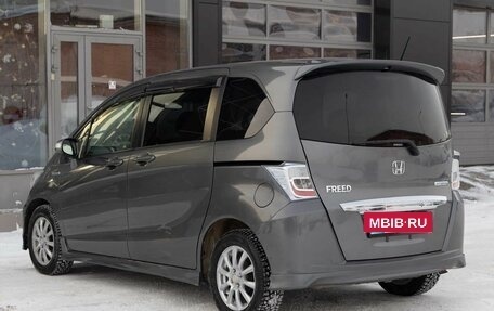 Honda Freed I, 2012 год, 1 150 000 рублей, 7 фотография