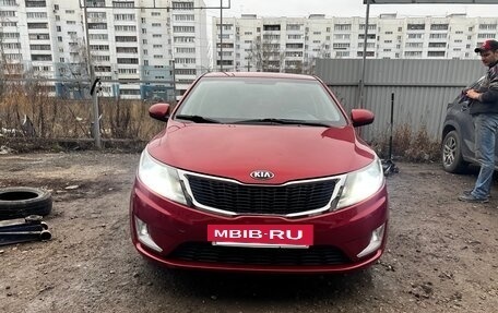 KIA Rio III рестайлинг, 2013 год, 800 000 рублей, 5 фотография