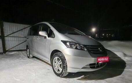 Honda Freed I, 2011 год, 1 000 000 рублей, 11 фотография