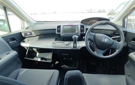 Honda Freed I, 2008 год, 790 000 рублей, 7 фотография