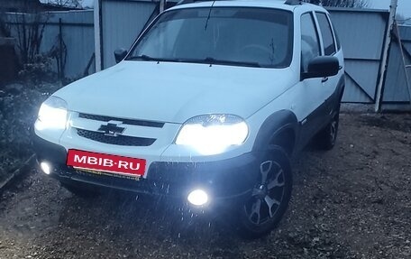 Chevrolet Niva I рестайлинг, 2014 год, 555 000 рублей, 12 фотография