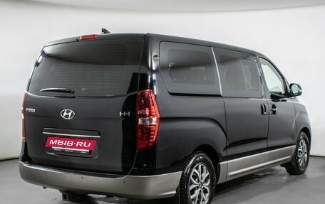 Hyundai H-1 II рестайлинг, 2019 год, 2 915 000 рублей, 5 фотография