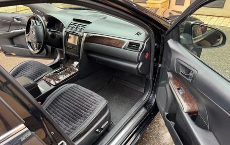 Toyota Camry, 2015 год, 1 950 000 рублей, 7 фотография