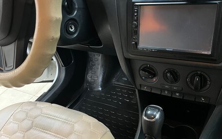 Skoda Rapid I, 2015 год, 750 000 рублей, 8 фотография