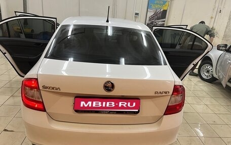 Skoda Rapid I, 2015 год, 750 000 рублей, 3 фотография