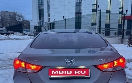 Hyundai Avante, 2012 год, 815 000 рублей, 3 фотография
