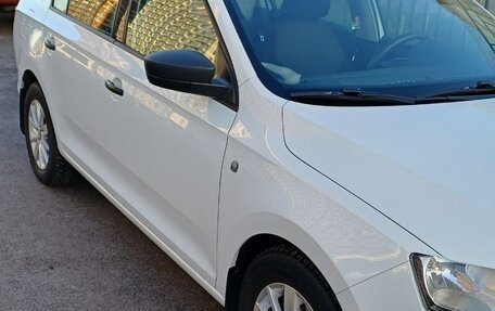 Skoda Rapid I, 2017 год, 1 290 000 рублей, 2 фотография