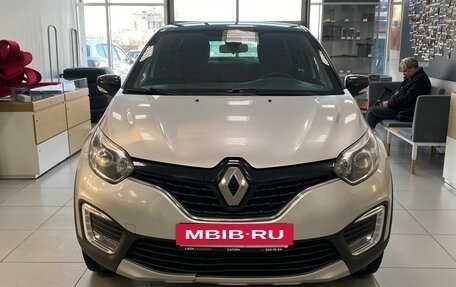 Renault Kaptur I рестайлинг, 2016 год, 1 090 000 рублей, 2 фотография