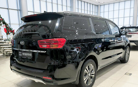 KIA Carnival III, 2019 год, 3 075 000 рублей, 6 фотография
