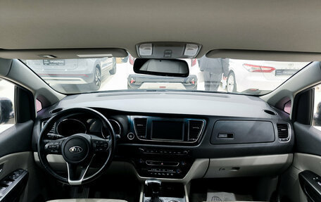 KIA Carnival III, 2019 год, 3 075 000 рублей, 17 фотография