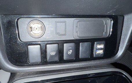 Mitsubishi Outlander III рестайлинг 3, 2017 год, 1 790 000 рублей, 16 фотография