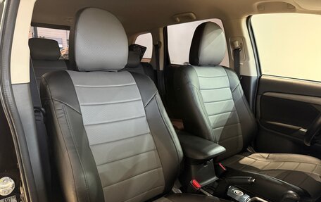 Mitsubishi Outlander III рестайлинг 3, 2017 год, 1 790 000 рублей, 26 фотография