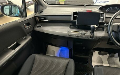 Honda Freed I, 2010 год, 1 199 000 рублей, 14 фотография