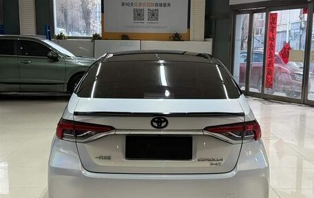 Toyota Corolla, 2022 год, 1 640 000 рублей, 5 фотография