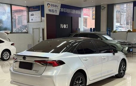 Toyota Corolla, 2022 год, 1 640 000 рублей, 4 фотография