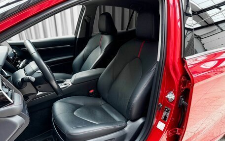 Toyota Camry, 2021 год, 3 499 000 рублей, 8 фотография