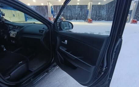 KIA Rio III рестайлинг, 2012 год, 650 000 рублей, 10 фотография