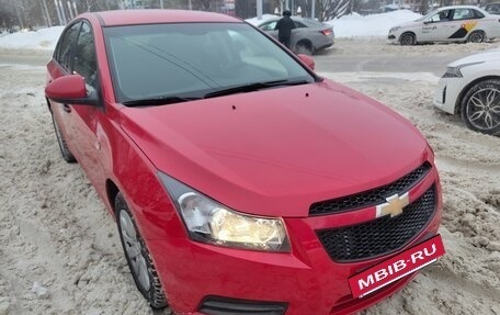 Chevrolet Cruze II, 2012 год, 687 000 рублей, 3 фотография
