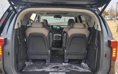 KIA Carnival, 2025 год, 4 780 013 рублей, 17 фотография