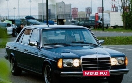 Mercedes-Benz W123, 1984 год, 700 000 рублей, 3 фотография