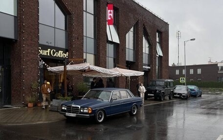 Mercedes-Benz W123, 1984 год, 700 000 рублей, 2 фотография
