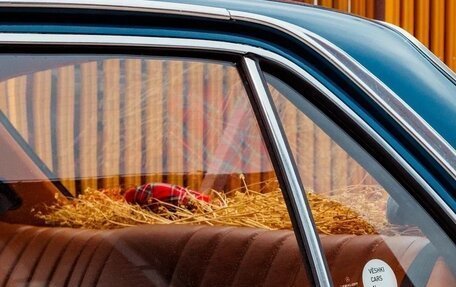 Mercedes-Benz W123, 1984 год, 700 000 рублей, 16 фотография