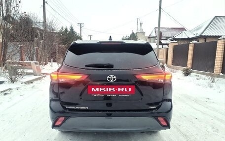 Toyota Highlander, 2022 год, 5 400 000 рублей, 5 фотография