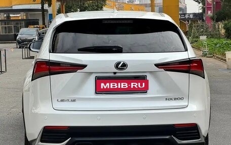 Lexus NX I, 2021 год, 2 300 000 рублей, 5 фотография