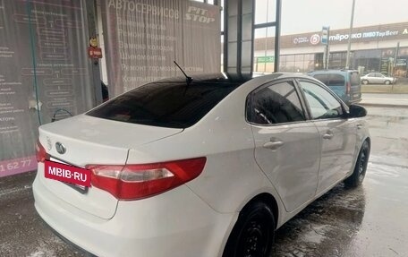 KIA Rio III рестайлинг, 2014 год, 500 000 рублей, 13 фотография