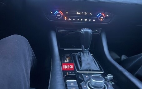 Mazda 6, 2019 год, 1 930 000 рублей, 10 фотография